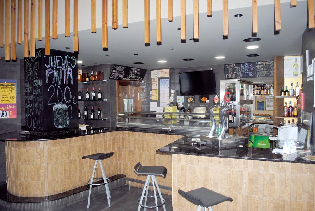 Hostal La Cortijana Logroño Exteriör bild
