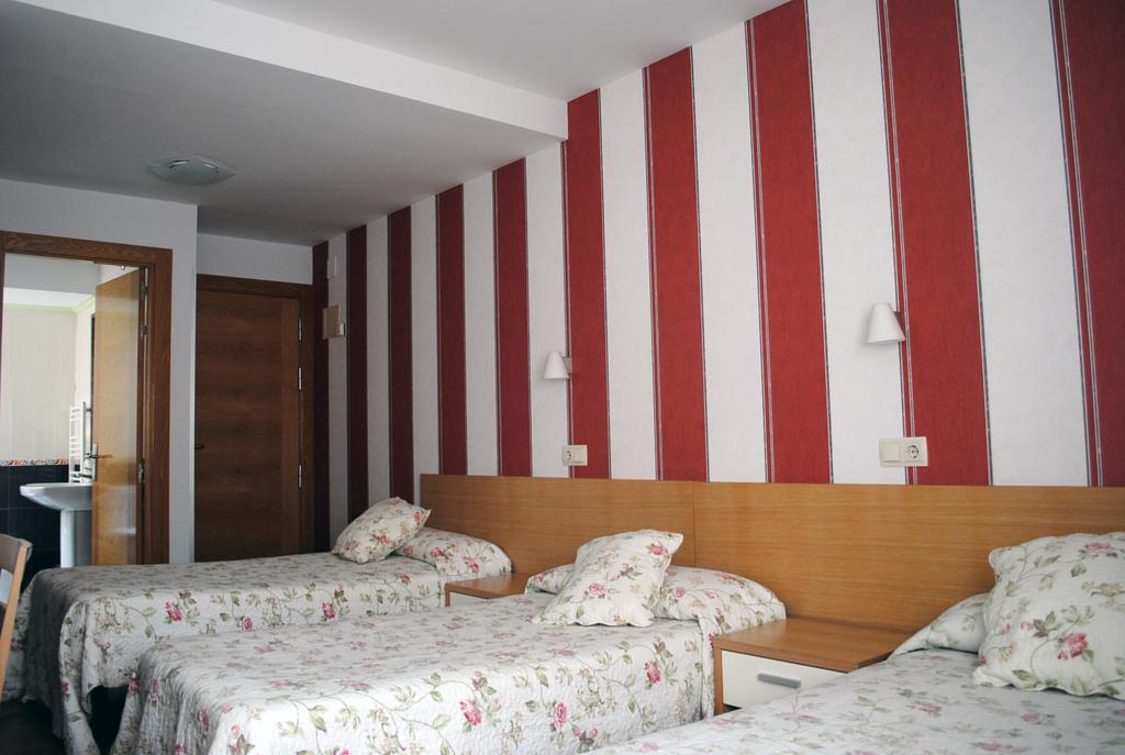 Hostal La Cortijana Logroño Exteriör bild