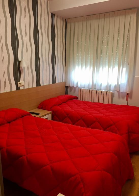 Hostal La Cortijana Logroño Exteriör bild