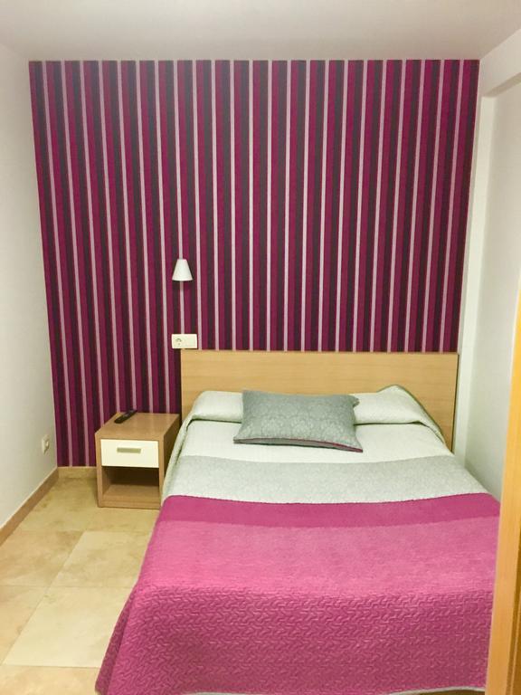 Hostal La Cortijana Logroño Exteriör bild